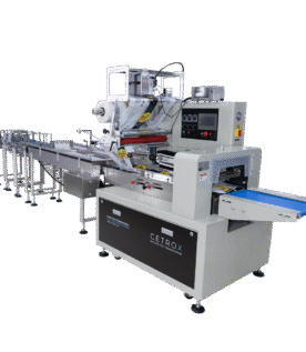 Flow Pack Convencional com Borrifador e Esteira para Alimentação Automática dos Produtos CAPM FP-600 S AF